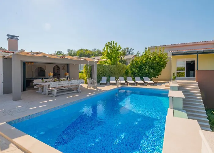 Villa Ravijola With Heated Pool - Grubine * Grubine
